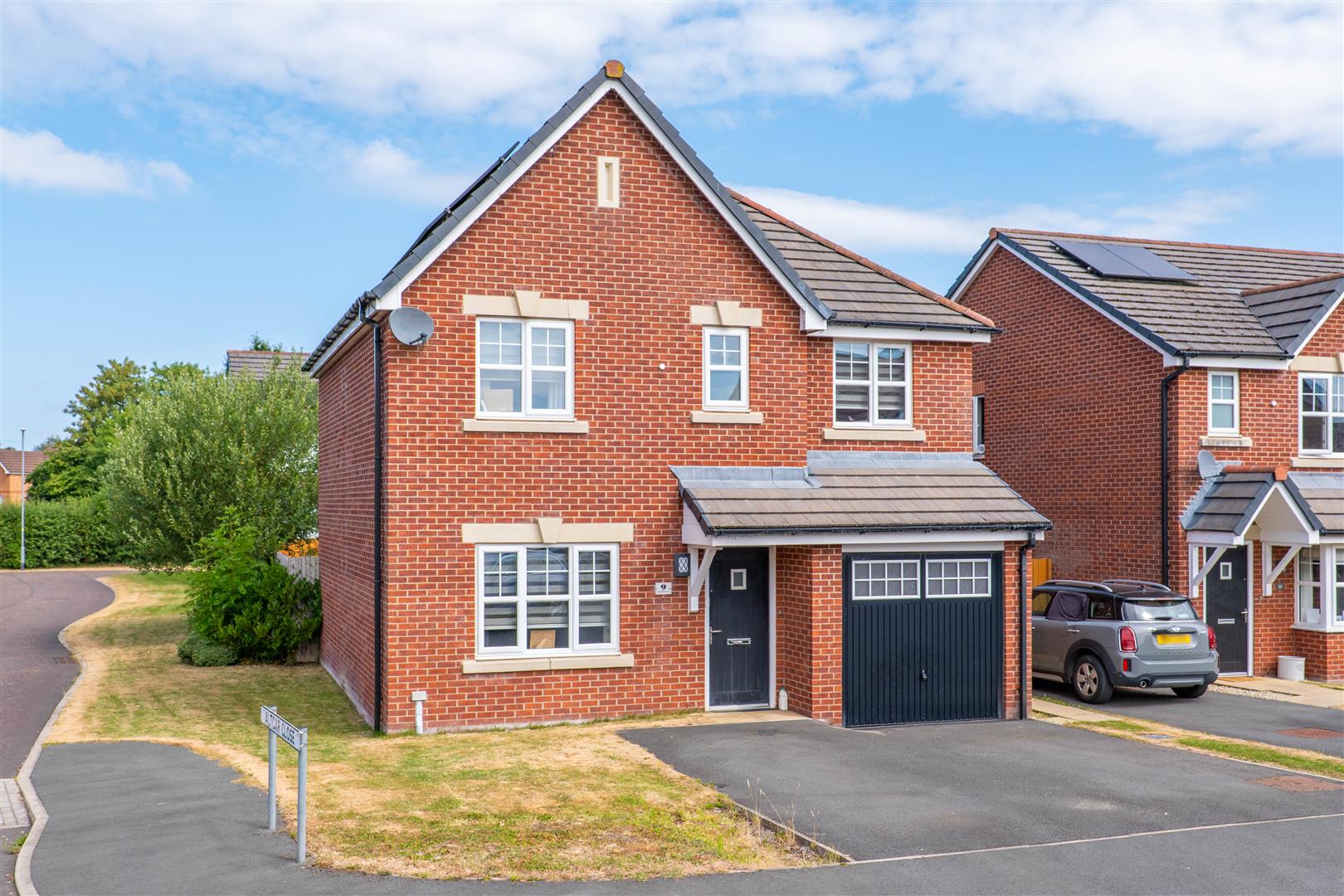 4 bed property in Stansfield Drive, Chorley